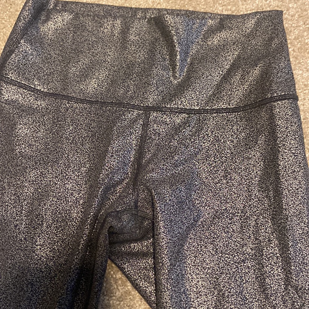 Lululemon wunder under - Picture 2 of 4